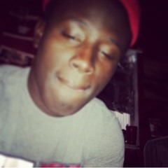 KSWAVEY going in... Juz a lil freestyle playing round not even the best but tune in for more of this stuff shit gone drop so crazy ;) #gmmg #government gang #CCBOY at Carters corner