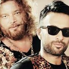 İskender Paydaş Ft. Tarkan - Hop De