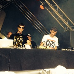 TECH TECH          TECHNO