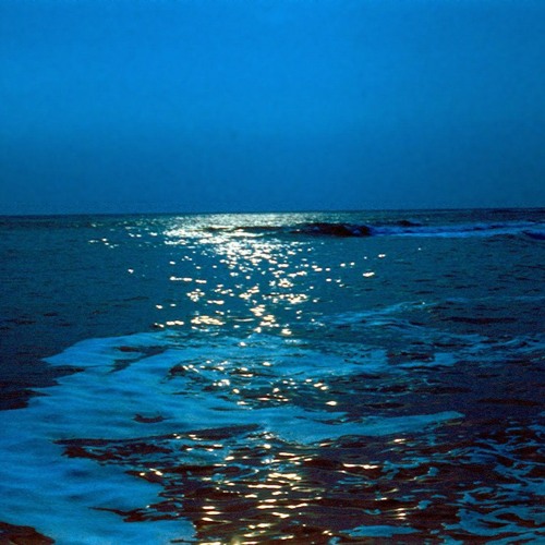 Kuroiumi 黒い海 By Delusory