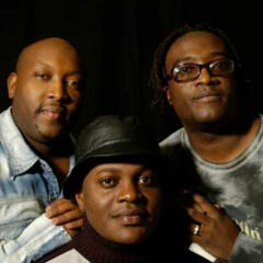 BEST SINGING MEN GROUP FROM AFRICA. LIMITX..OMG THIS SONG IS FOR ME