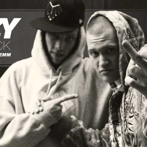 LAzy - Menetel ft. Essemm