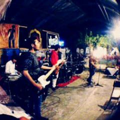 HYPNOTIZE - Selamat Datang Hujan Live At Giggs