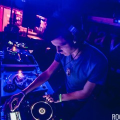 techno/complextro