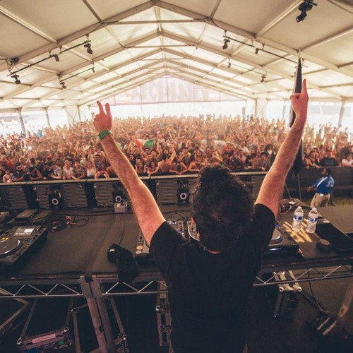 Valentino Khan - Live at HARD Summer 2014