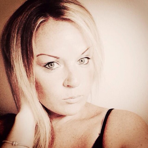 Kymberley Myles - I Just Can't Help Myself (Waynes Housey Remix)