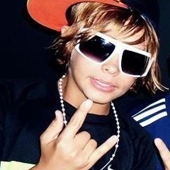 MC LOIRINHO-ELA BRINCA DE MAMAR!!BRABA!![STUDIO THE BEST FUNK][DJ_S PLAY BOY E KINHA] Trupe do Funk