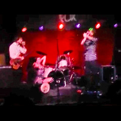 HOt Båg O' DOnuts - "Here Comes Mr. Goodtime" - [Crack Fox, St. Louis] - (5/14/11)