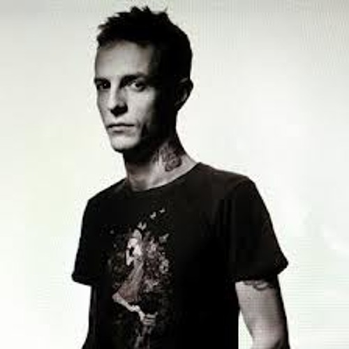 Deadmau5 - Arcadia + Suite 04 (hans cres remix)