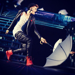 Justin Bieber - Love Me Like You Do (Live Believe Tour)