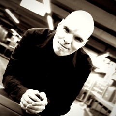 Push - Universal Nation (Airwave's Theatrical Remake)