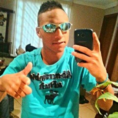 Mc Guilherminho hoje o meu menino acaba com a menina dela ((DjWilliam ))