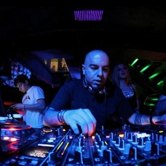 Saeed Younan's Mix