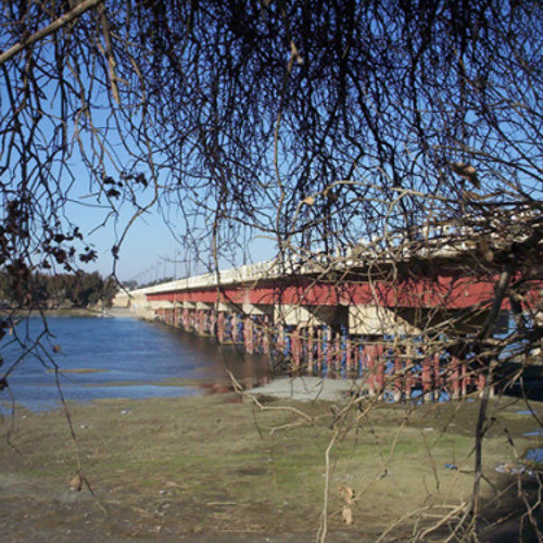 من فوق جسر الرقة