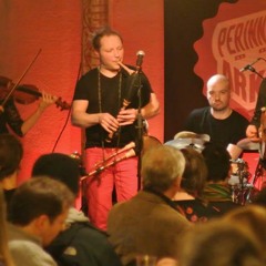 Karhunpeijaispolska/Voi minuu polone poiga