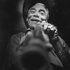 Mestre Zé do Pife e a conversa com as plantas