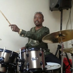 Salon Tiffy Tiffy at www.Kutayturay.com