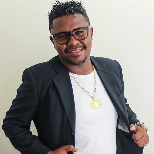 Mc Arthur - Gasta Milhão ( Dj Bruno Da Serra ) WEDISONFUNK