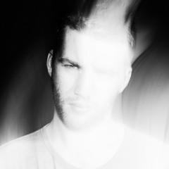 Premiere: Lukas Freeman - Old Violence Ft Owls