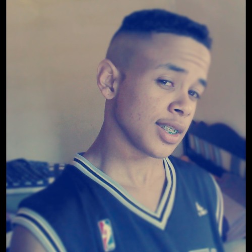 MC BIEL DE NI MEDLEY PRO CHAPADÃO E FINAL FELIZ ( DJ DANIEL DO CHAPADÃO) 2014