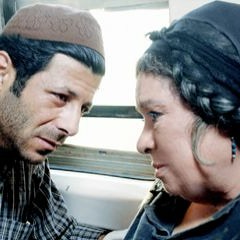 مشهد انساني من فيلم ساعة ونص