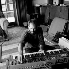 Bourne Synthesizer Show: Friday MOOG