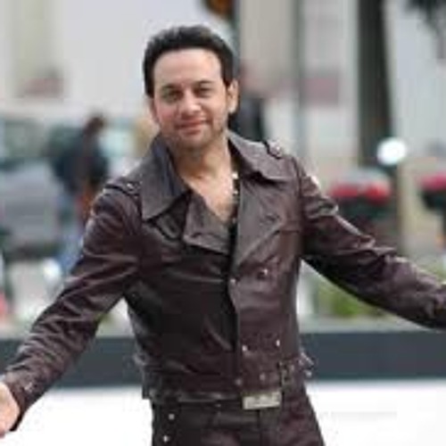 بسلم عليك  مصطفي قمر