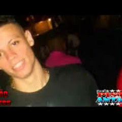 MONTAGEM - EM UMA CASA NA FAVELA PUTARIA NO ANTARES 2014 ♫♪ ( DJ ISAAC DO ANTARES )