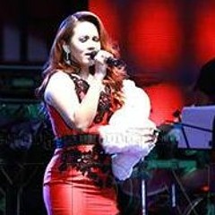 ေႏြဦးကံ့ေကာ္ - နီနီခင္ေဇာ္