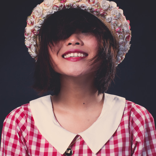 THAO NHI - UONG TRA LIVE XONE RADIO