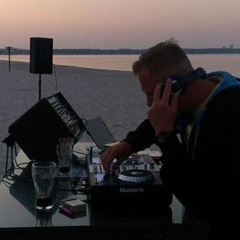 Mike - Beach - Lounge - Scharbeutz - 2014 Afterwork Session with Ryan & Mike