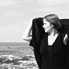 Hoods - III. I Dreamed Of Black Wings