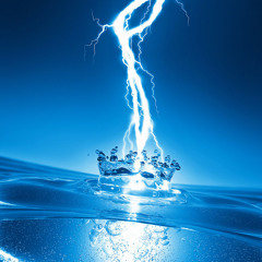 Driplets on the Water