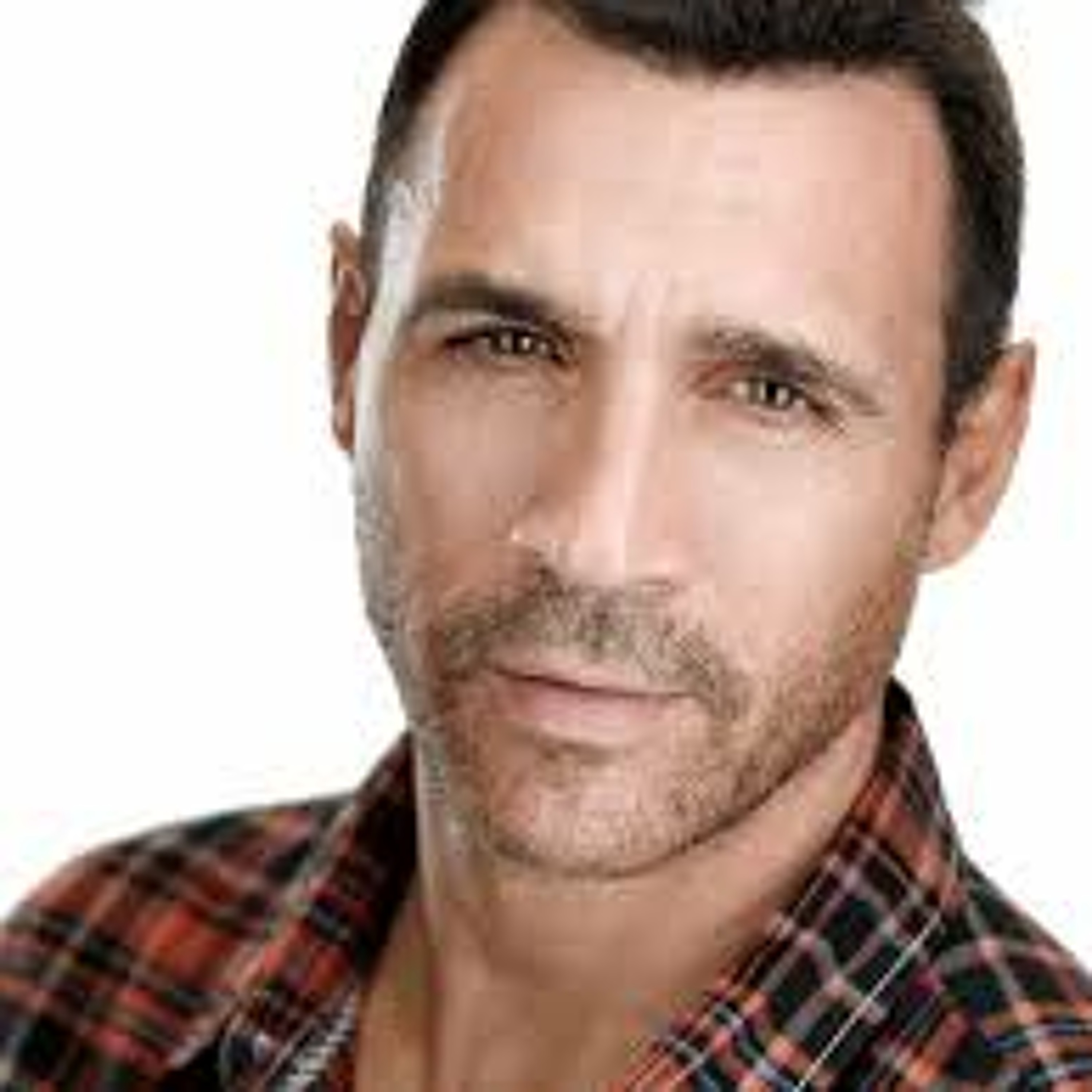 Interview with actor and philanthropist Adrian Paul episode artwork