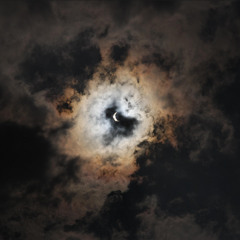 Sungeun Jin-The halo of the moon