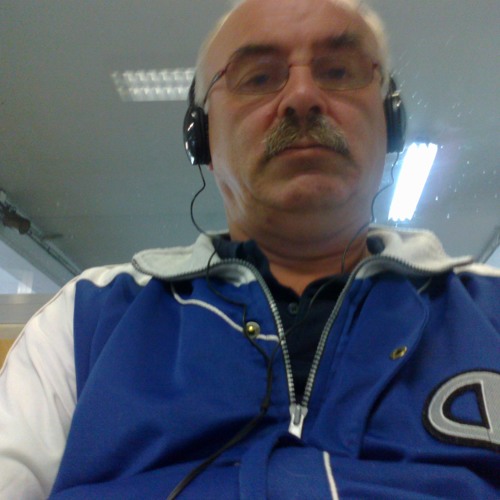 Stream Top 10 Greatest Rock Metal Blues Guitarists of All Time by