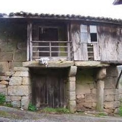 ROTY340  La aldea es fuerte