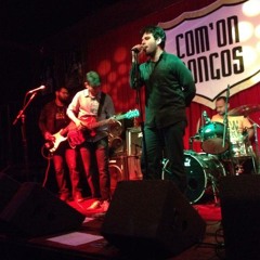 Take Me Out - (ao vivo no Vitrola Bar)