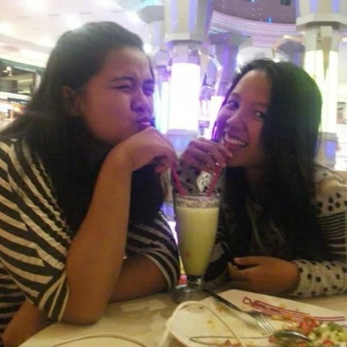 Cover lagu Mantan Terindah - Raisa w/ Velia