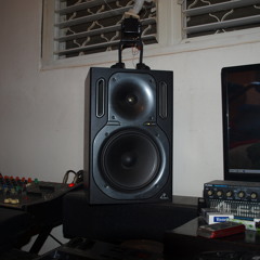 Sixsense & Rammix - Berhinger - Original Mix.mp3