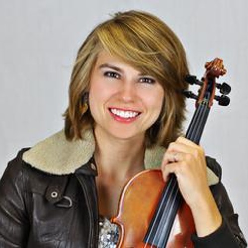 Taylor Davis Sexy