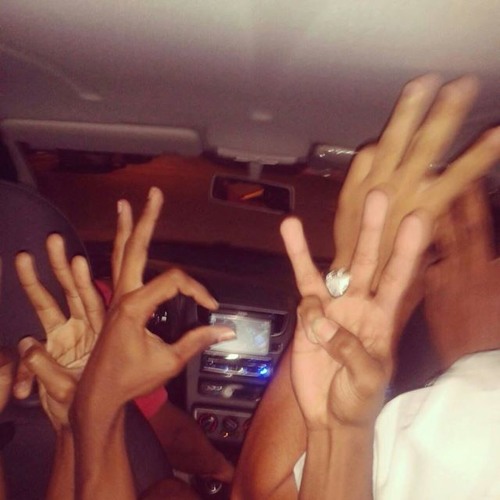 MTG  TÁ LAZER , TÁ TRANQUILÃO  E BONDE DA 18 E TROPA DO MENOZÃO ♪♫