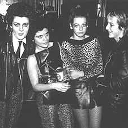 The Slits - I Heard It Through The Grapevine (Bungalow Re-Edit)