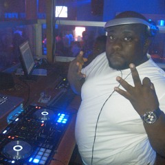 special friday nite BOUCAN PUB douala OFFISHALL DEEJAY MOYO ON THE MIX