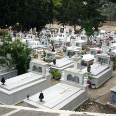 SHI NË VARREZAT E KESARIANISË ® K.P. Traboini