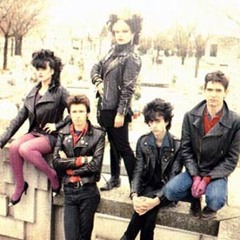 Siempre Visto De Negro