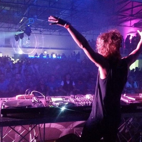 Stream Damian Hoeflinger Listen to EDM and Dance Dj sets playlist