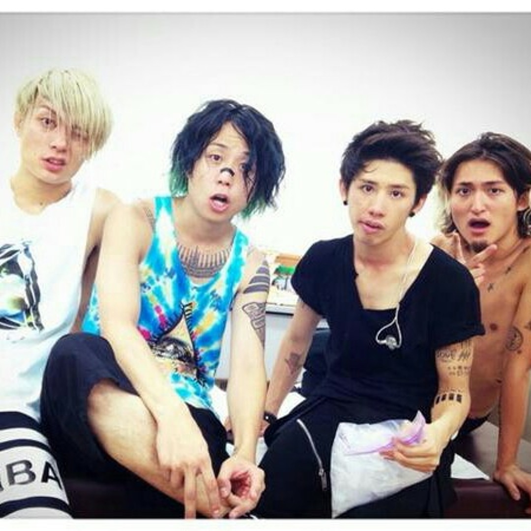Listen to ONE OK ROCK - HEARTACHE Live at Yokohama Stadium 2014.09