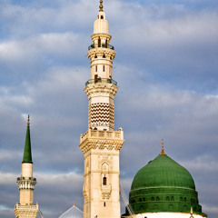 مدايح القوة