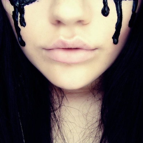 How To Destroy Angels - The Space In Between (DAЯKO Remix)